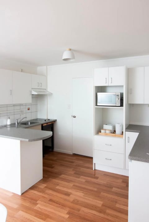 Cute one bedroom near Waterview House in Auckland
