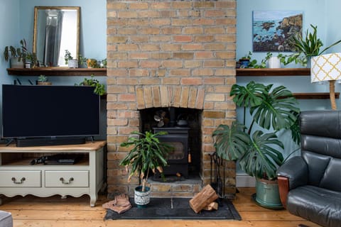 Communal lounge/ TV room, Living room