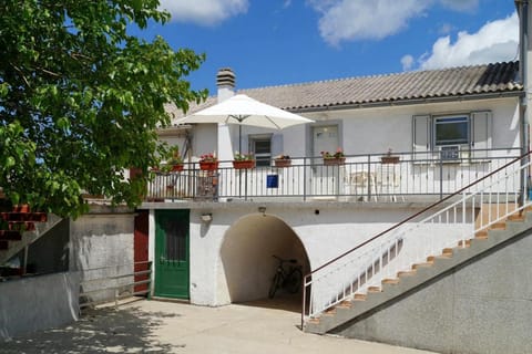 Property building, Balcony/Terrace