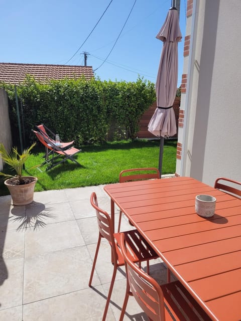 Patio, Garden