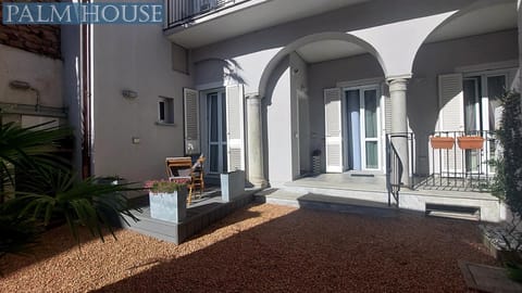Patio, Facade/entrance, Garden, Balcony/Terrace