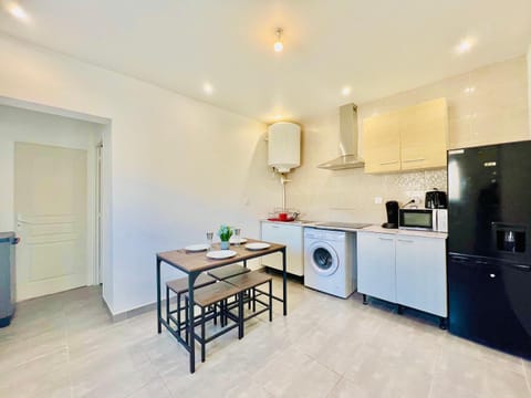 Coeur de Fos-Centre Ville-CLIM-Plages-Parking-4 personnes Apartment in Provence-Alpes-Côte d'Azur