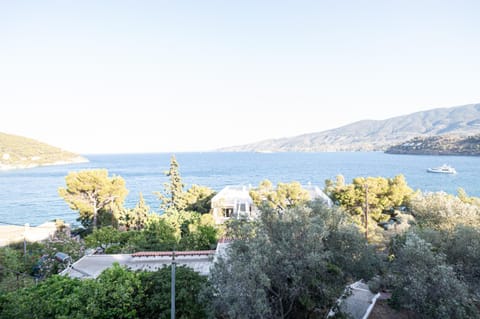 SEMIRAMIS Luxury Apartments Apartment in Poros