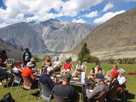 Nearby landmark, Day, People, Natural landscape, Mountain view, group of guests