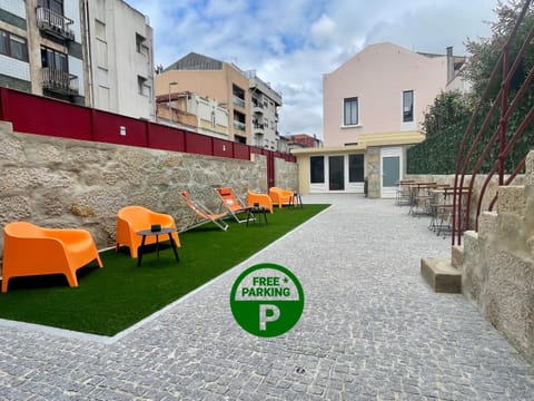 Garden, Balcony/Terrace, Parking
