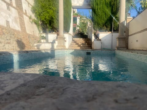 Swimming pool, Swimming pool