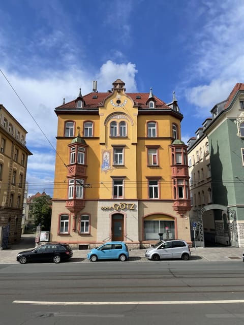 Property building, Street view