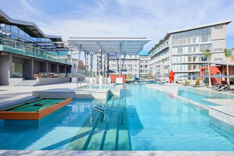 View (from property/room), Pool view, Swimming pool, Swimming pool