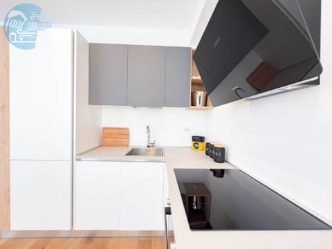 Cassa di Risparmio 11 Tirabora Short Rent Apartment in Trieste