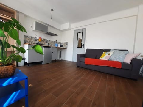 La chambre 2, Climatisée AC, Calme, Cuisine privée Vacation rental in Nice