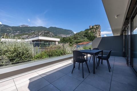 Balcony/Terrace, Balcony/Terrace