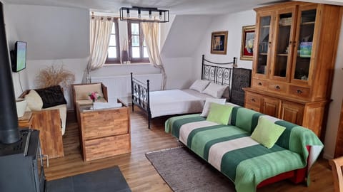Living room, Bedroom