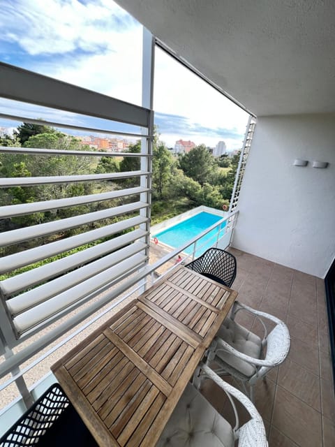 Balcony/Terrace, Seating area, Swimming pool