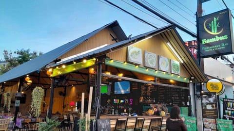 Restaurant/places to eat