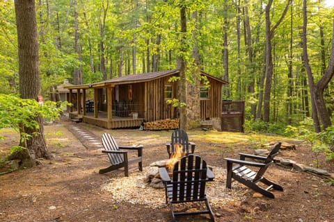 Property building, Natural landscape, Seating area, Evening entertainment, fireplace