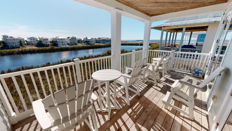 Stella Maris- by Holiday Isle Properties House in Destin