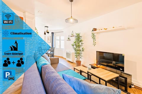 TV and multimedia, Living room, Decorative detail, Seating area, Dining area, internet, air conditioner