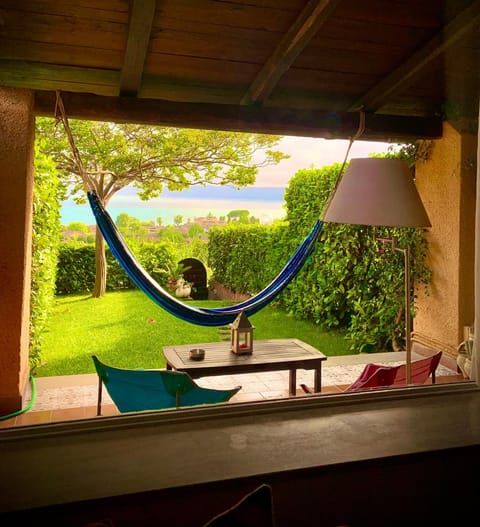 Garden, View (from property/room), Balcony/Terrace, Living room, Seating area