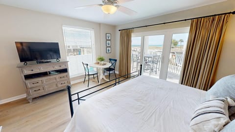 SeaCrest 201AB- by Holiday Isle Properties Apartment in Okaloosa Island