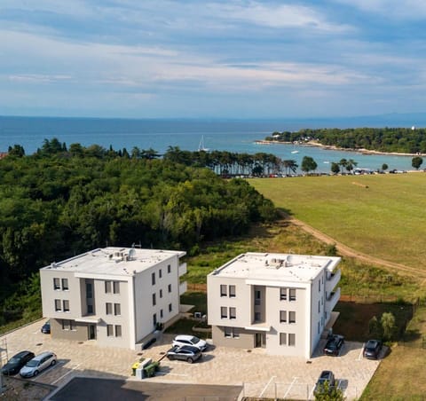 Baden Resort Bašanija, Umag-with Sea View, Parking and 300m from the beach Apartment in Istria County