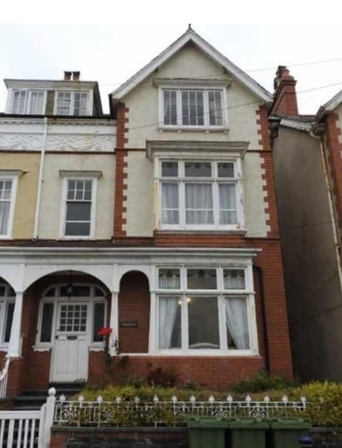 Abergwaun Apt 3 Apartment in Aberystwyth