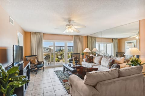 SeaCrest 402- by Holiday Isle Properties Apartment in Okaloosa Island
