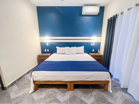 Bed, Bedroom, air conditioner