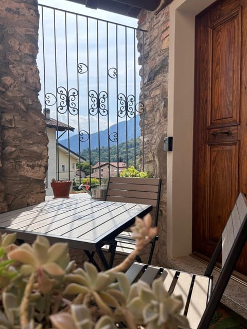 Casa Borgo House in Lenno