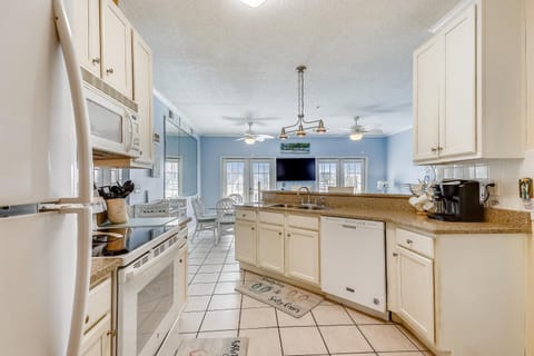 Sandpiper Cove 4133- by Holiday Isle Properties Apartment in Destin