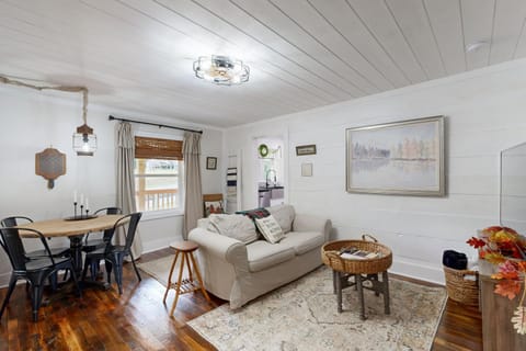 Meet Me At The Creek House in Swain County