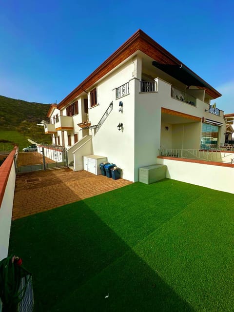 La perla sul mare della Caletta Apartment in La Caletta