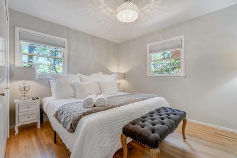 Canopy Springs Game Room & Covered Outdoor Oasis House in Colorado Springs