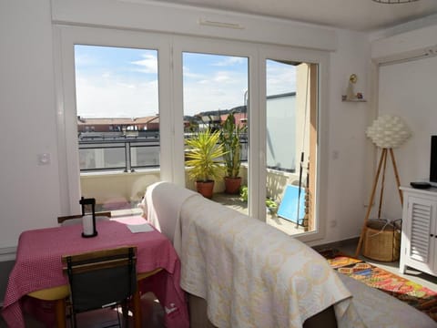 Studio cabine au Lavandou avec terrasse - 4 personnes - FR-1-803-26 Cabin in Le Lavandou