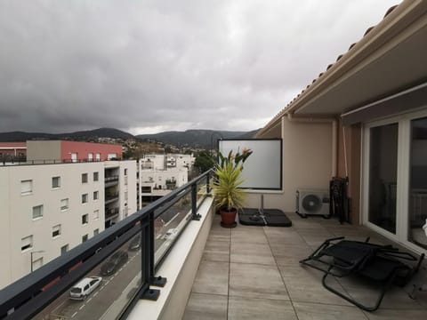 Studio cabine au Lavandou avec terrasse - 4 personnes - FR-1-803-26 Cabin in Le Lavandou