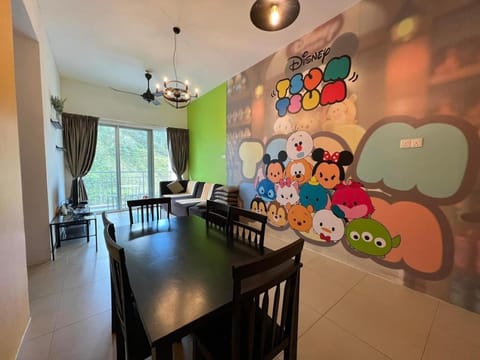 Living room, Seating area, Dining area