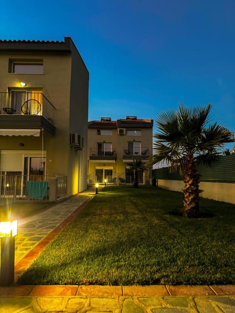 Property building, Night, Garden, Garden view