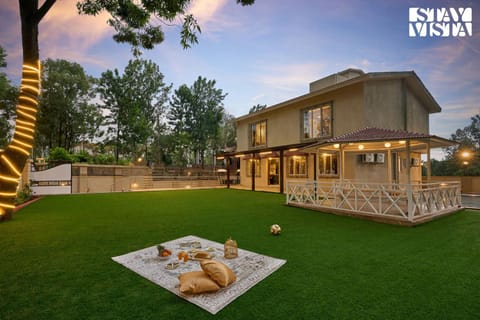 Property building, Garden