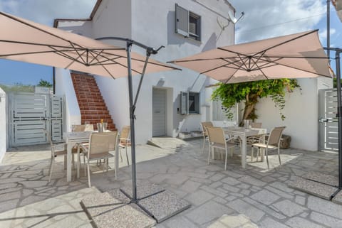 Casina Napoleonica House in Lacona