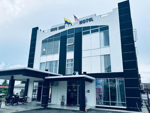 Property building, Day
