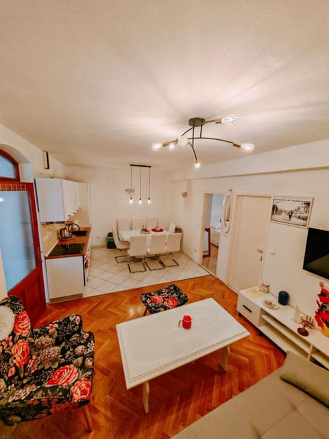 Living room, kitchen