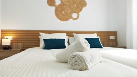 Bed, Photo of the whole room, Bedroom, towels, wardrobe