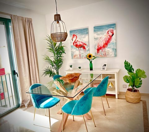 Living room, Dining area