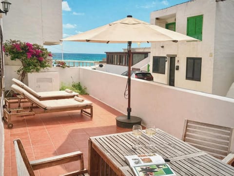 Patio, Day, View (from property/room), Sea view, sunbed