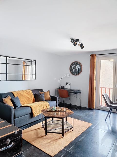 L'atelier d'Anatole Apartment in Oyonnax