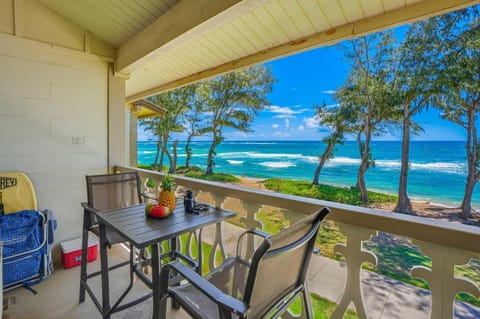 Islander on the Beach 328 Apartment in Waipouli Beach