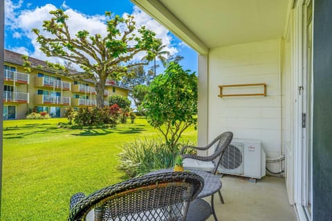 Islander on the Beach 115 Apartment in Waipouli Beach