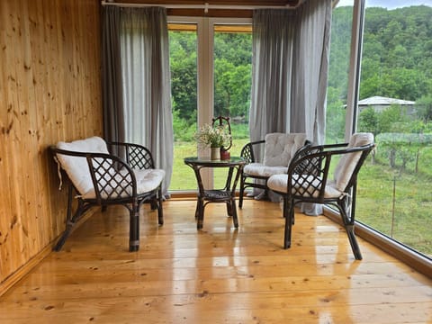 View (from property/room), Balcony/Terrace, Seating area