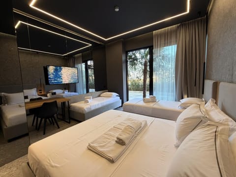 Bed, Photo of the whole room