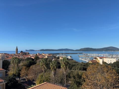NURAS - Penthouse Antonietta with view Apartment in Alghero