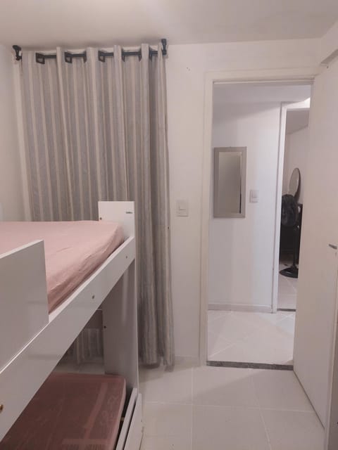 Apartamento a 150m da praia,Recreio Posto 12 Apartment in Rio de Janeiro
